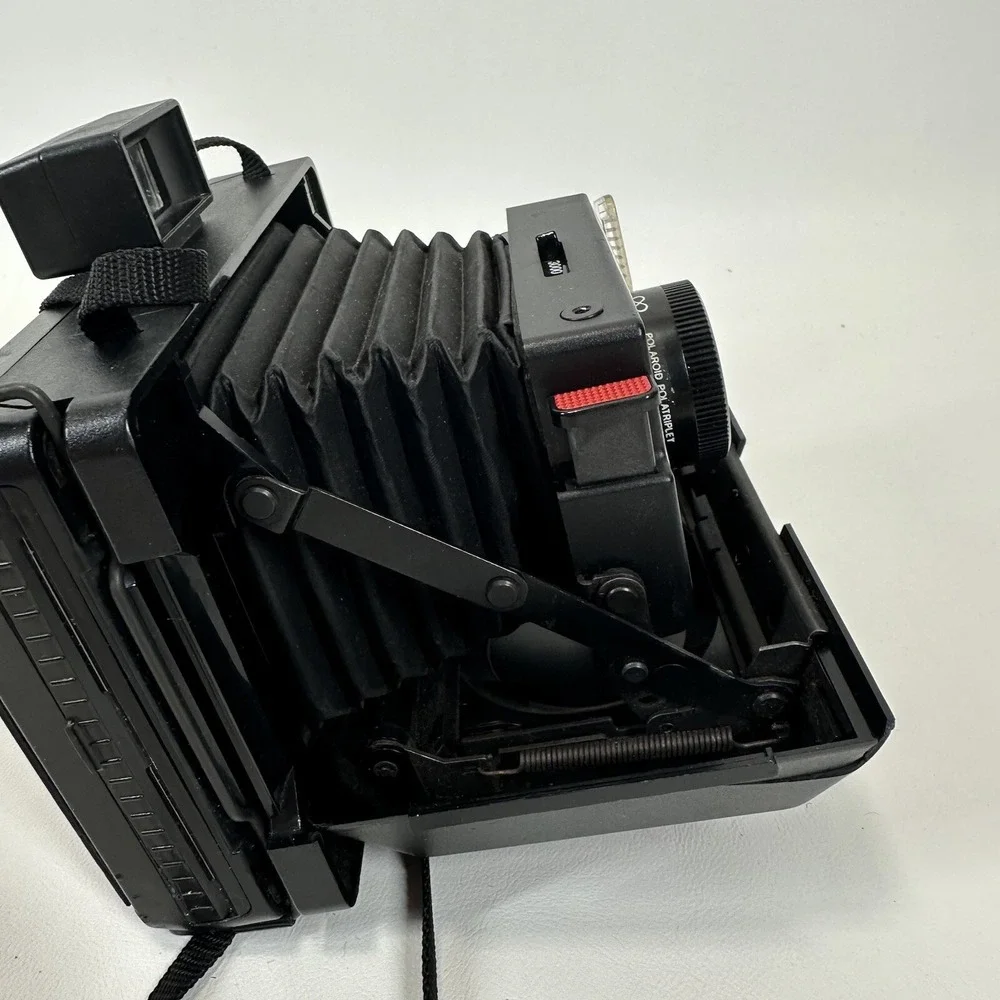 Polaroid The Reporter‎ Instant Film Land Camera Vintage